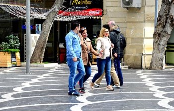 “Ötən il xarici turistlər Azərbaycanda 4,3 milyard manat xərcləyiblər”