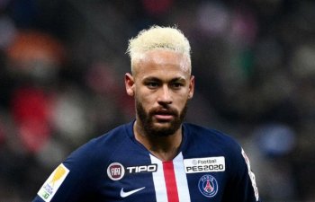 Neymar ayın futbolçusu seçildi