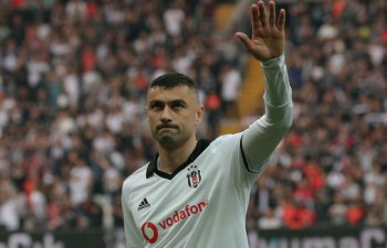 Türkiyəli ulduz futbolçu Çin xalqından üzr istədi