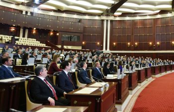 “Dövlət rüsumu haqqında” qanunun iki maddəsi ləğv edilir