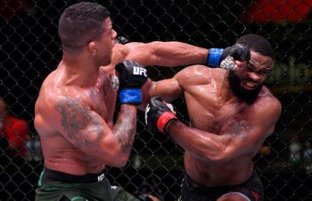 Gilbert Burns UFC-nin əsas turnirində Tayron Vudlini məğlub edib