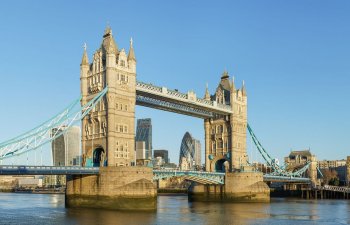 Londonda məşhur Vestministr körpüsü bağlanıb