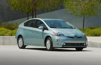 Maşın bazarında ikinci əl Toyota Prius-ların QİYMƏTLƏRİ