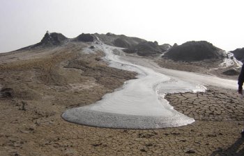 Qobustanda palçıq vulkanı turizm kompleksinin yaradılması ilə bağlı layihə təxirə salınıb