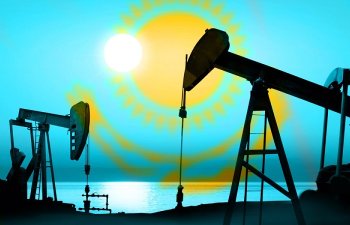 Добыча нефти в Казахстане в январе-апреле сократилась на 11%