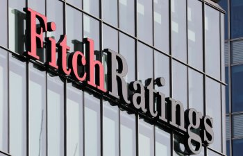 Fitch: Neftin qiyməti 65 dollara kimi azalacaq