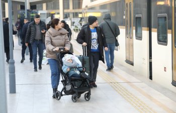 ADY bayram günlərində bölgələrə daşınan sərnişinlərin sayını açıqlayıb - FOTO