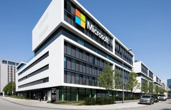 Microsoft və Alphabet gəlirlərini artırıb