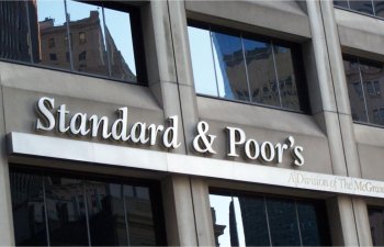 Standard & Poor's agentliyi Kapital Bank-ın reytinq proqnozunu yüksəltdi