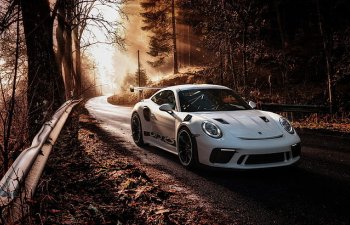 Porsche hibrid 911 üçün bir tarix verdi və onun \