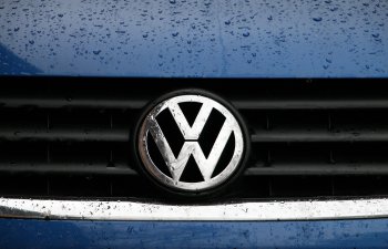 Volkswagen Şərqi Avropadakı akkumulyator zavodu ilə bağlı qərarsızdır