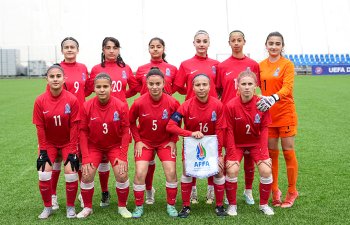 U-17 (Qadınlar) Türkiyə yığması ilə qarşılaşıb