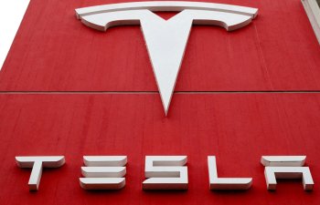 “Tesla” Çində “robotaksi” pilot layihəsinə start verir