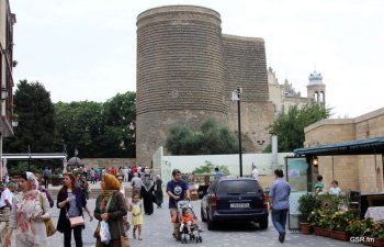 Yaxın Şərq ölkələrindən Azərbaycana turist axınında 40 faizədək artım var