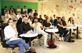 “Startup School 2” münsifləri ən yaxşı 5 komandanı seçdilər