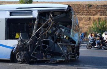 İstanbulda baş verən metrobus qəzasında 53 nəfər yaralanıb