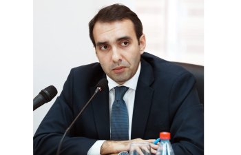 Fərid İsayev: “Karbon qiymətqoyma müvafiq sahədə innovasiyaların inkişafına təkan verə bilər”